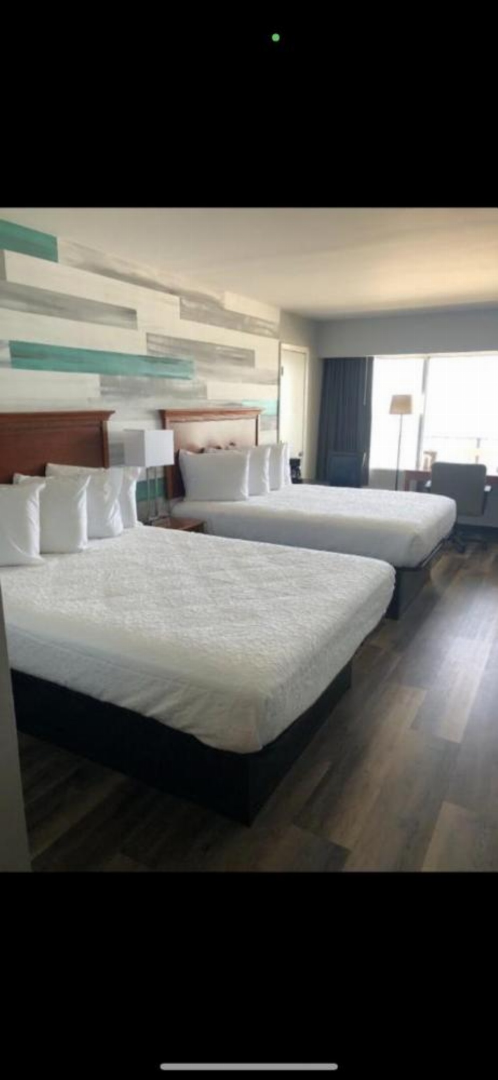 Side Garden View 2 Queen Efficiency